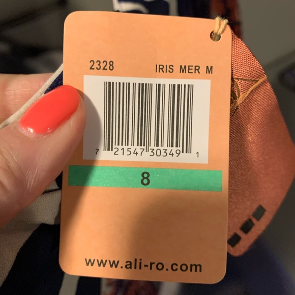 Beautiful Ali Ro Dress - Picture 3 of 5